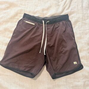Vuori Men's Banks Shorts